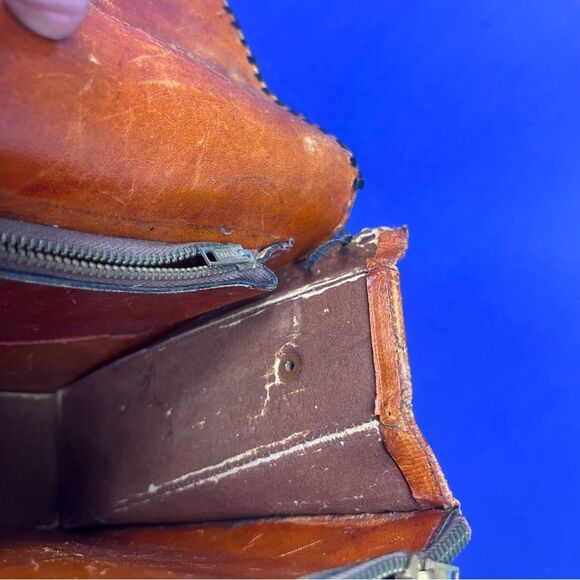 Vintage Distressed Hand-tooled Mandala Floral Leather Square Shoulder Bag - Picture 12 of 12